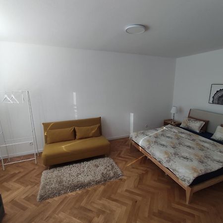 Sky Apartment Prievidza Kamer foto